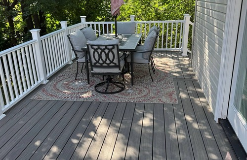Belleville Casa | Family House 12 Miles From NYC