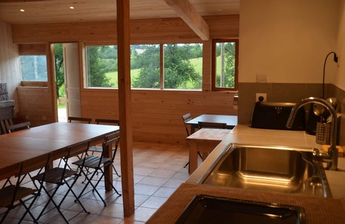 Riguepeu Cabaña | Casa de la familia 8-16 en cambio, la paz y la naturaleza, piscina y parque, animales domésticos