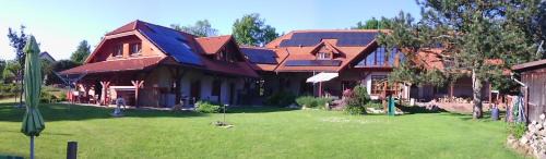 Prosecne Apartamento | Family House 94