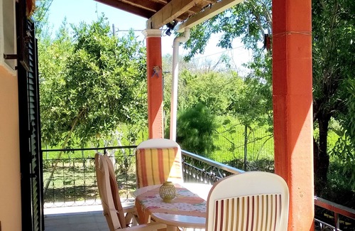 Melikia Casa | Family House beside the River