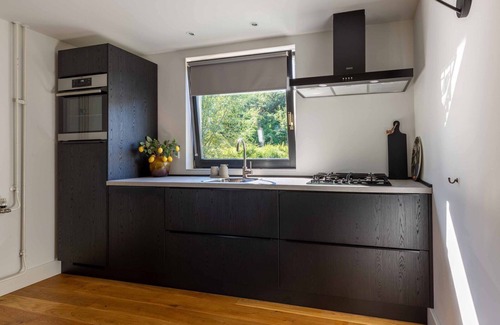 Wolphaartsdijk Casa | Family house, close to the beach and Lake Veere, garden where children can play