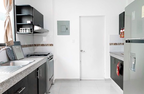 La Aurora Casa | Casa familiar cerca de CC DORADO zona residencial