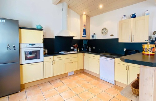 La Couarde-sur-Mer Casa | Family house in the center with garden