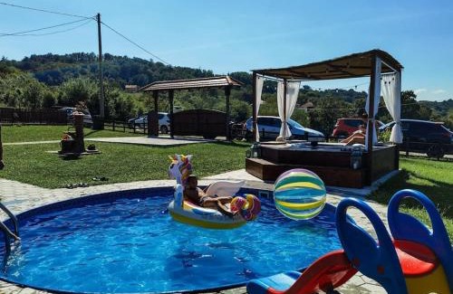 Valjevo Casa | Family House Maksimović