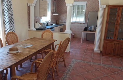 Elche Cabaña | Casa Familiar cerca del Mar