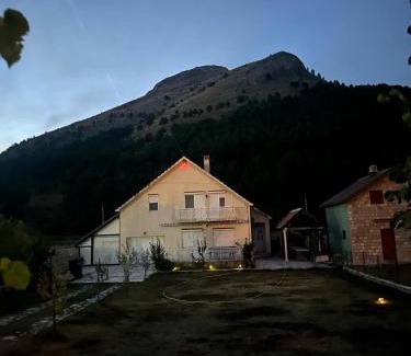 Njegusi Casa | Family house on the mountain - Krstac, Njegusi
