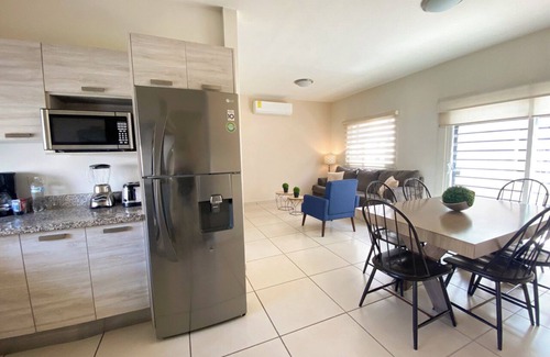 Hermosillo Casa | Family House w/Alberca 5 min Airport/Consulate