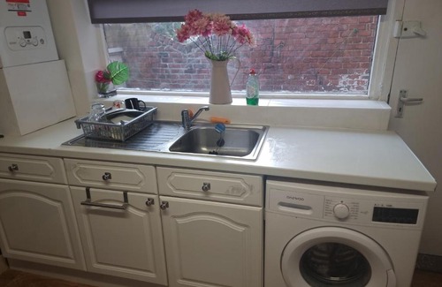 Newcastle-upon-Tyne Casa | Family Long Stay Contractors stags and Hens