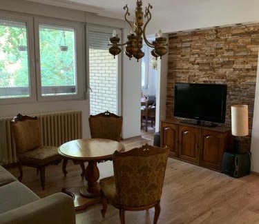 Bistrica Apartamento | Family neighborhood apartment