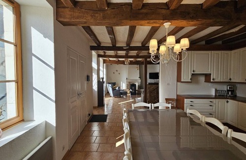 Lureuil Casa | Family or friends getaway in Lureuil – 5 bedrooms – terrace – air condition