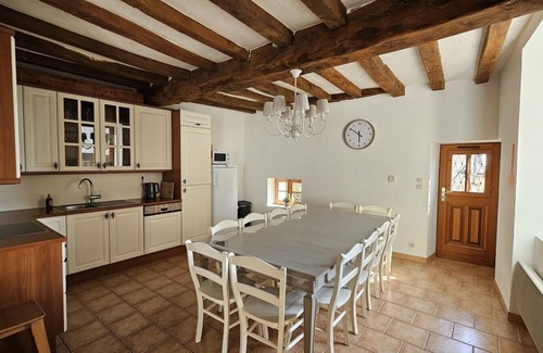 Lureuil Casa | Family or friends getaway in Lureuil – 5 bedrooms – terrace – air condition