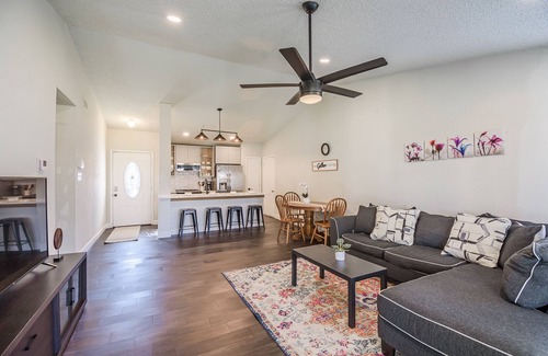 Fort Worth Casa | Family-Pet friendly home in DFW area.