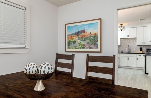 Euless Casa | Cozy Summer Duplex with Yard, Parking & Fast Wi-Fi