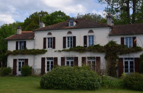 Saugnac-et-Cambran Casa | Family property in a green setting 40 minutes from the ocean