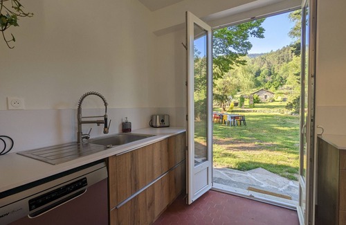 Chamalieres-sur-Loire Cabaña | Casa renovada con piscina y jardín en Chamalières-sur-Loire
