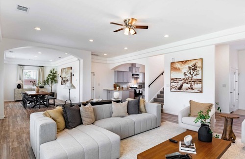 Del Valle Casa | Family-Ready 4BR with Yard & Kids, Playground