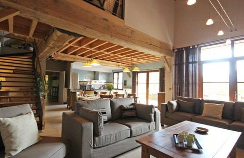 Juvigny-sous-Andaine Cabaña | Gran Gîte Familiar con Encanto, en Bosque, Hasta 12 Personas, Mascotas Bienvenidas