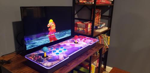 Tobyhanna Chalet De Esquí | Family retreat, 15 min to Camelback Ski, Hot tub, Game Room