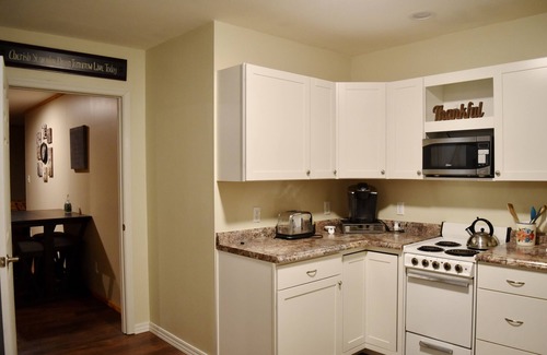 Forest Casa | Family Retreat 15 minutes from Liberty