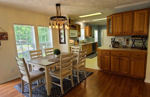 Smith Mountain Lake Casa | Family retreat at the Lake! Dock the boat, fish, jump, or swim from the dock.