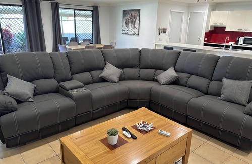 Caboolture Casa | Family retreat in Caboolture big house