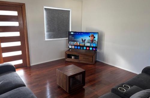 Caboolture Casa | Family retreat near Caboolture Hospital
