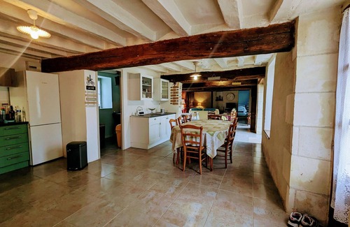 Clere-du-Bois Cabaña | Casa de campo renovada con spa cerca de castillos del Loira y zoológico. Ideal para familias y amigos.