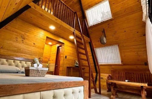 Silang Villa | Family Room - CD NatureView