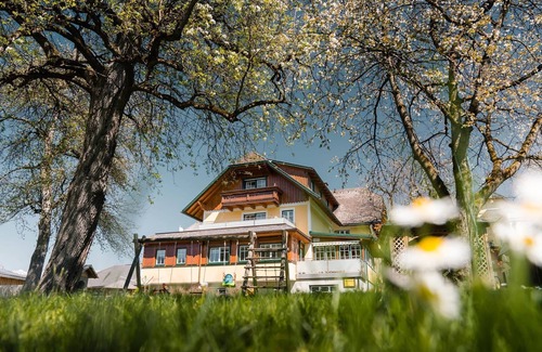 Aigen im Ennstal Apartamento | Vrbo Property