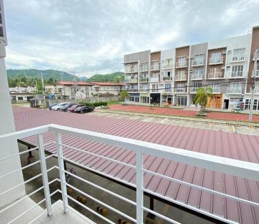 Minglanilla Apartamento | Family Room Condo in Minglanilla