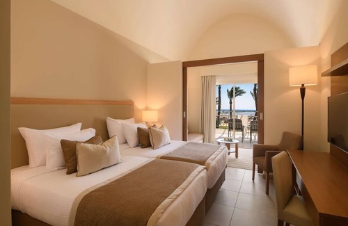 Sharm El Sheikh Complejo | Family Room w/ Tennis Court Access, Pool & Private Beach – Adventure Awaits