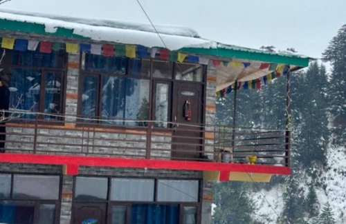 Old Manali Apartamento | Family Room with Mountain View - The Cosmic Rajasthan