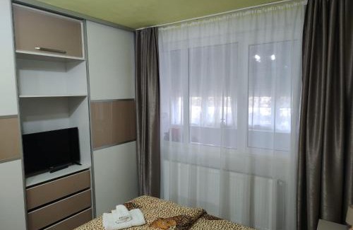 Hunedoara Apartamento | Family Rooms Hunedoara