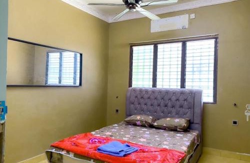 Kawasan Perindustrian Chendering Apartamento | Family's Homestay