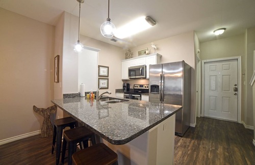 Corpus Christi Casa | Family size pool side townhouse with a view.