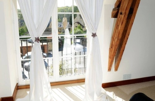 Desertines Casa | Family sized Holiday Home - 5 big bedrooms | pool | games room | WIFI | no pets