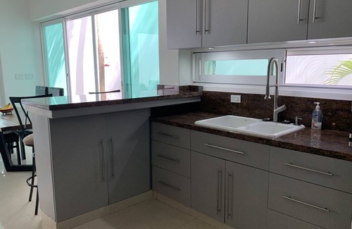 San Miguel Casa | Family-sized private home walking distance to airport! 2 min (car) to the ocean.