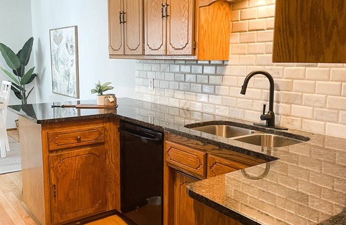 Brooklyn Park Casa | Family-Sized Townhome near Minneapolis!