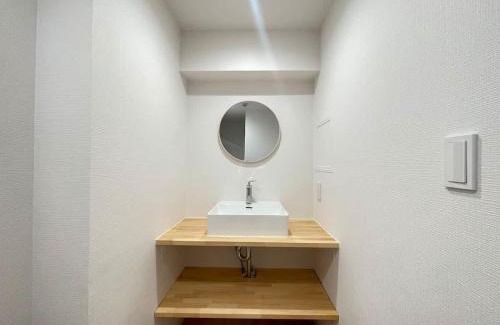 Shikitsuhigashi Apartamento | Family Stay Namba Shinsaibashi & Dotonbori Industrial Loft 6Pax
