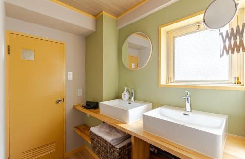 Shikitsuhigashi Apartamento | Family Stay Namba Shinsaibashi & Dotonbori 6Pax with Kitchen