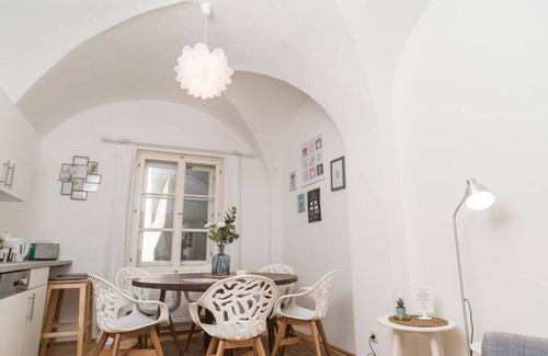 Lend Apartamento | Family Stay Near Kunsthaus Graz | Sleeps 6