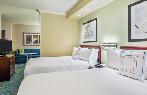 Biggar Casa | Family Stay w/Access to I-75 | Two Units | Free Parking and Free Breakfast
