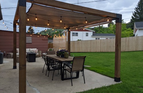 Rapid City Casa | Family style charming house on the westside of Rapid City .