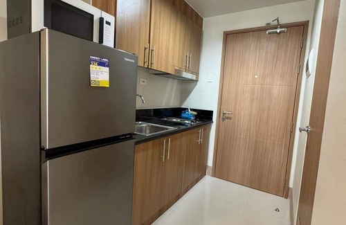 Bouvet Island Condominio | Family suite with 1 bedroom and balcony, stay with us at SMDC Shore 3 Residences