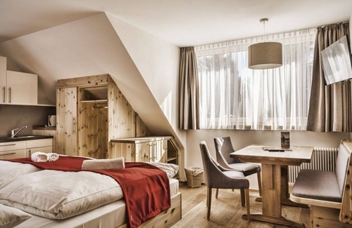 Mauterndorf Cama Y Desayuno | Family suite with extra bedroom & children's room - Schau s' Lüftenegger Apart