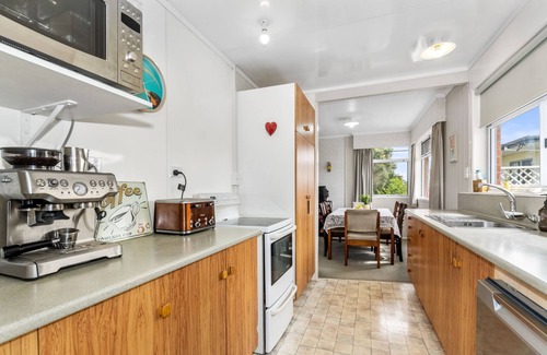 Ruakaka Casa | Family Tides - Ruakaka Holiday Home
