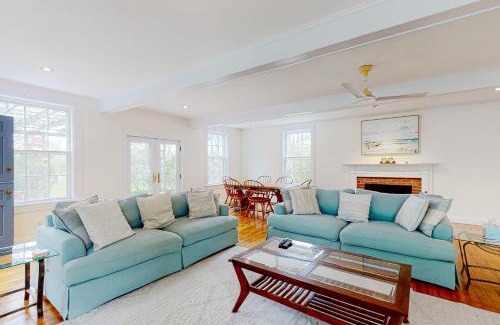 Barnstable Casa | Family Tides
