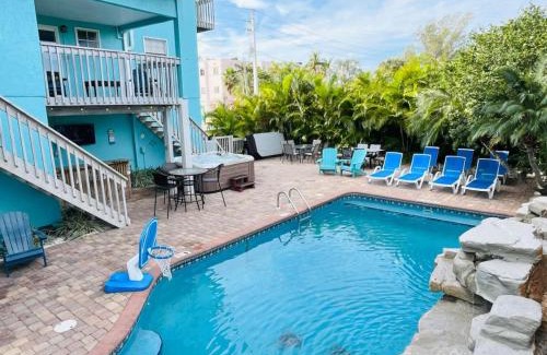 Holmes Beach Casa | Family Tides