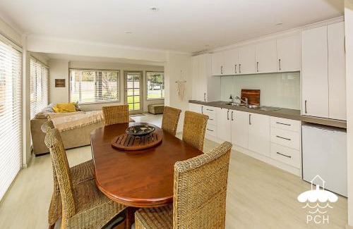Sandy Point Casa | Family Tidez