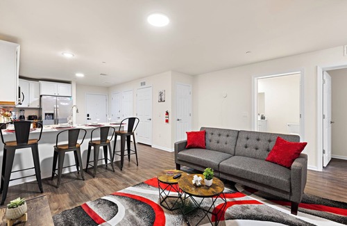 Newark Condominio | Family & Traveler Haven - NYC & NWK w/free parking